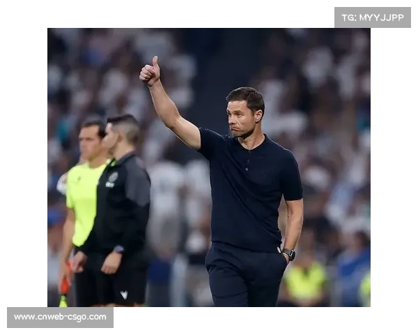 皇马训练遇雨 三名后卫继续缺席状态不佳